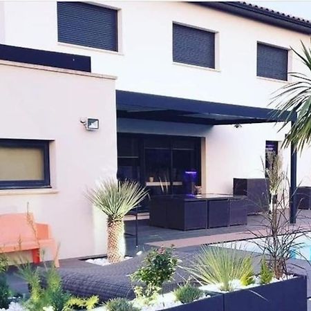 Maison De Vacances Contemporaine Avec Piscine Villa Vedène Eksteriør bilde