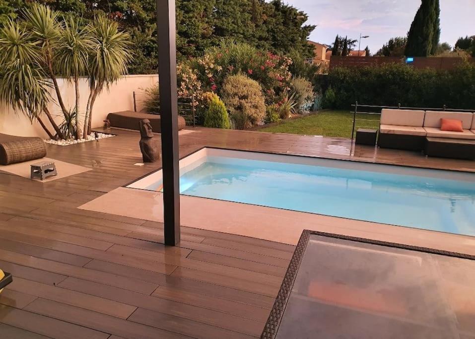 Maison De Vacances Contemporaine Avec Piscine Villa Vedène Eksteriør bilde