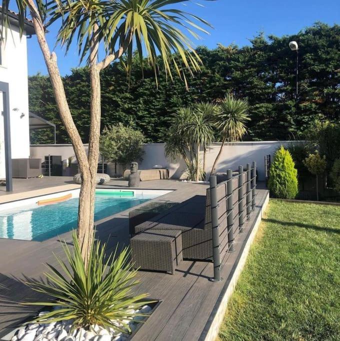 Maison De Vacances Contemporaine Avec Piscine Villa Vedène Eksteriør bilde